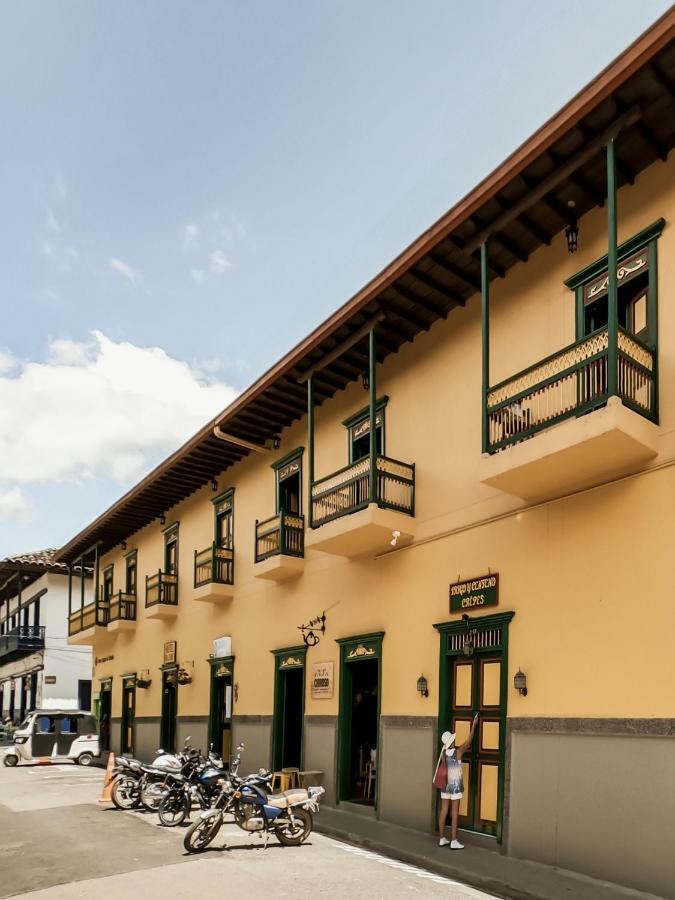 Balcones Del Parque Jardin Hotel Exterior photo